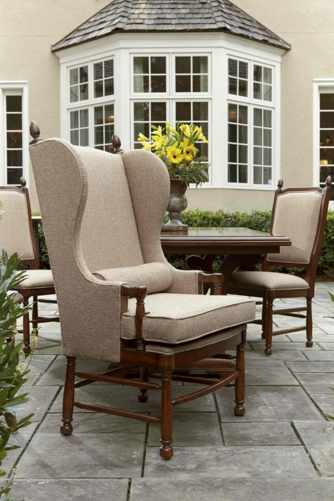 FFDM Harbor Springs offers this dining set in neutral hues. 